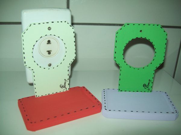 Suporte para carregar aparelho celular